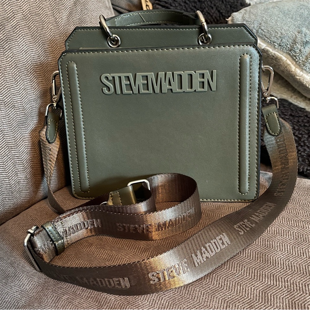 Steve Madden - Olive Green - crossbody/handbag. NWOT